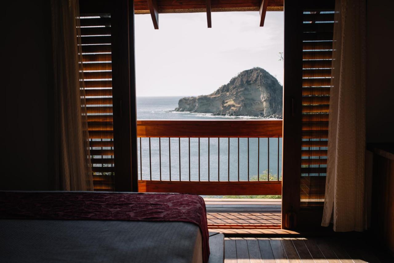 Aqua Oceanfront Hotel Resort El Gigante Extérieur photo
